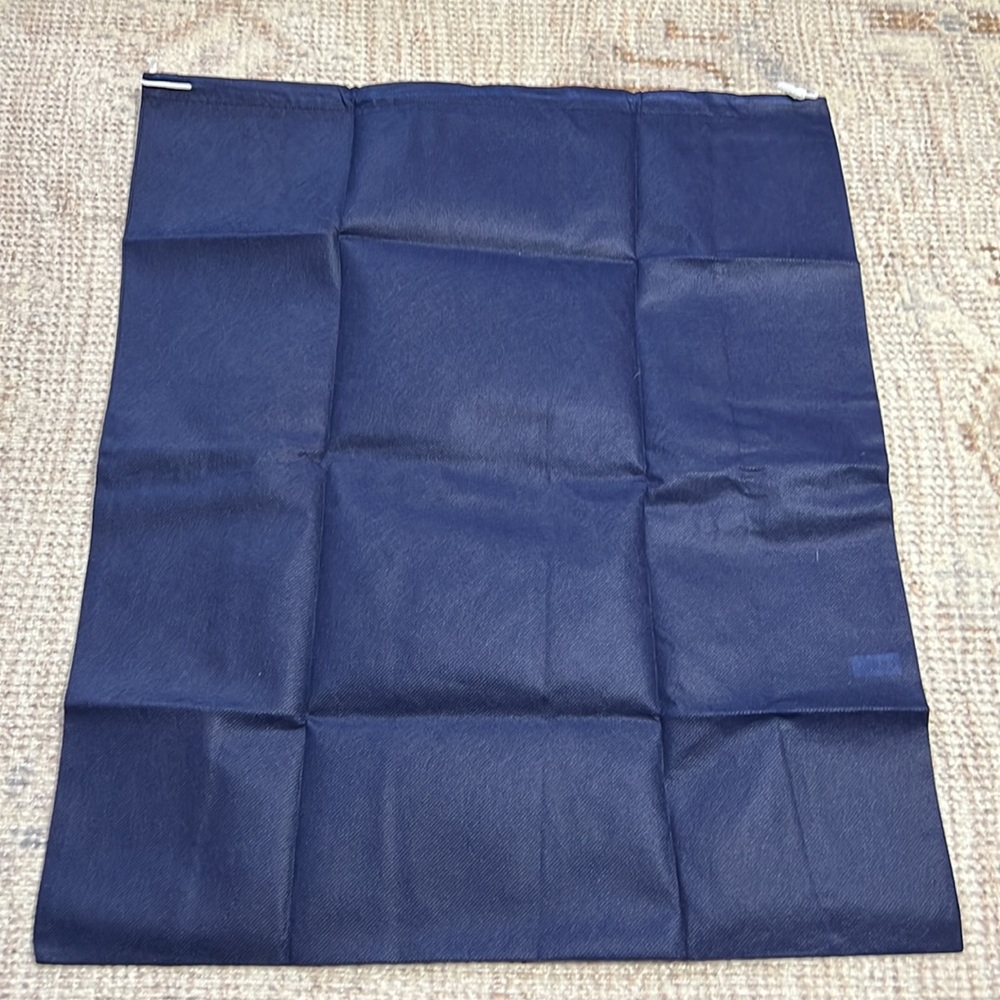 Drawstring bag - Picture 2 of 2